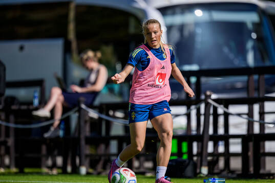 Smilla Holmberg of the Swedish women's national football