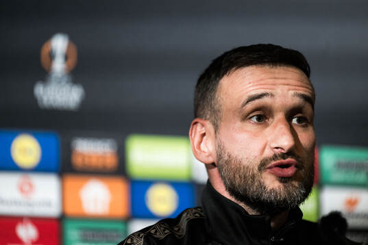 Head coach Anes Mravac