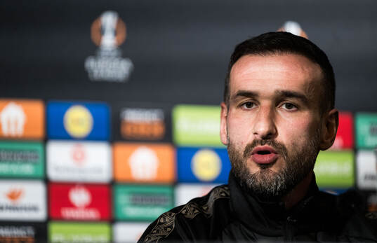 Head coach Anes Mravac