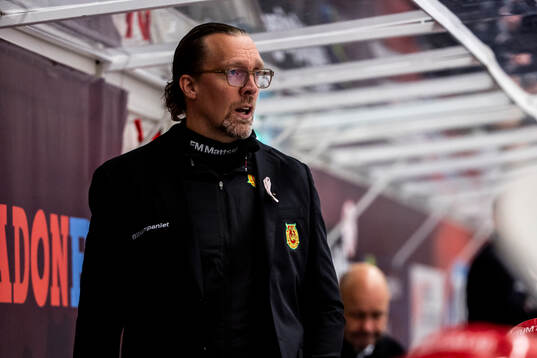 Moras assisterande tränare Daniel Tjernqvist