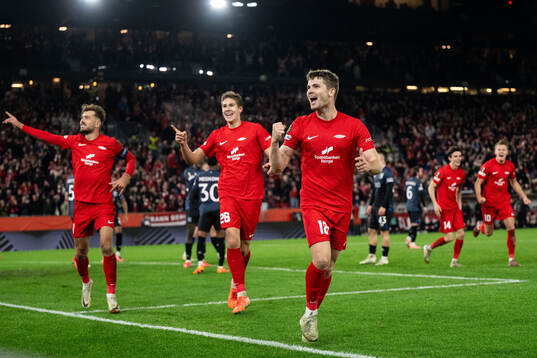 Jacob Ebsen Sørensen of Brann celebrates