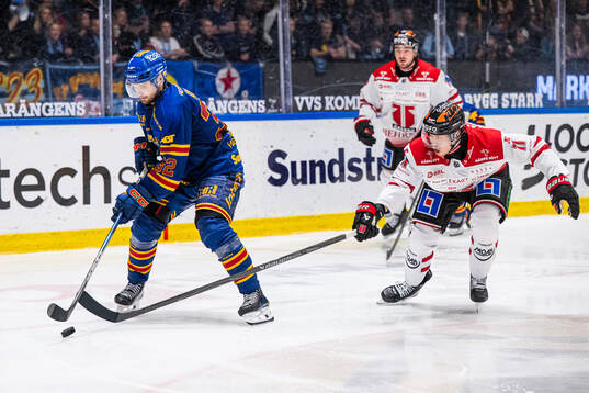 Djurgårdens Marcus Krüger och Örebros Kalle Kossila