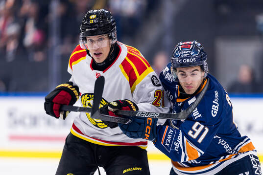Brynäs Oskar Lindblom och Växjös Felix Robert