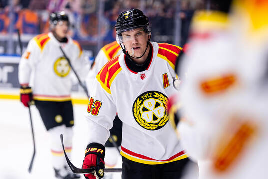 Brynäs Jakob Silfverberg jublar