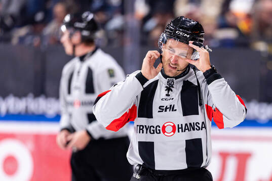 domare Kristoffer Folkstrand har ont