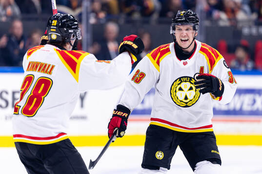 Brynäs Jakob Silfverberg jublar