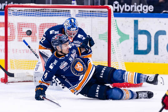Växjös Keegan Lowe täcker skott