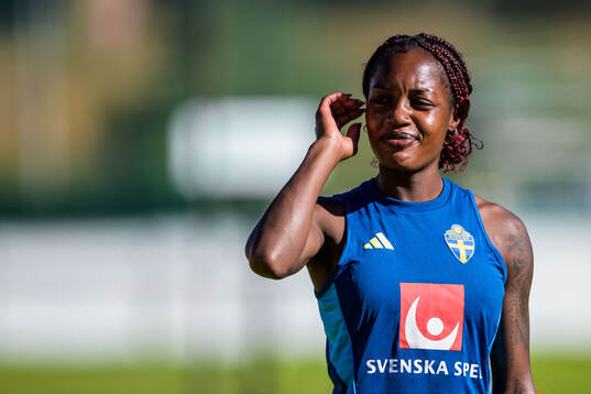 Evelyn Ijeh of the Swedish women's national football team