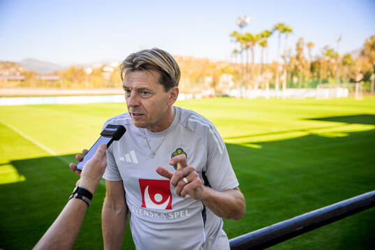 Head coach Tony Gustavsson of the Swedish women's national