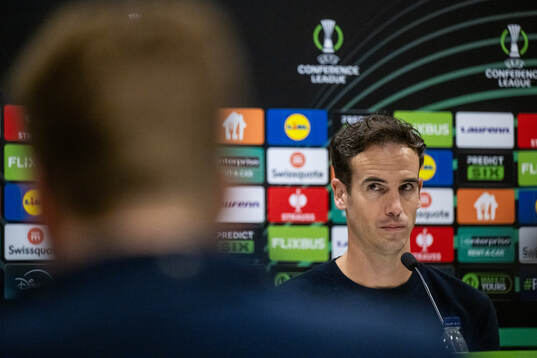 Head coach Inigo Perez of Rayo Vallecano at the press