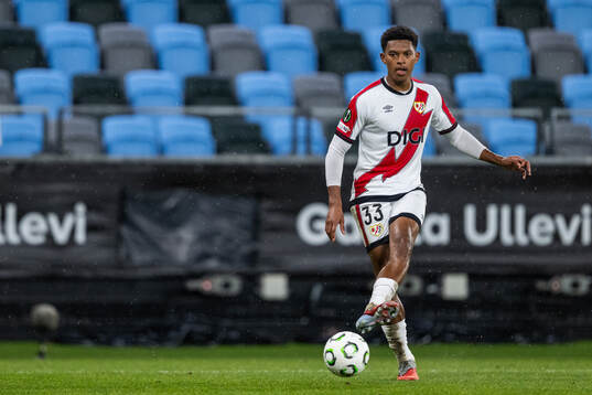 Jozhua Vertouwd of Rayo Vallecano