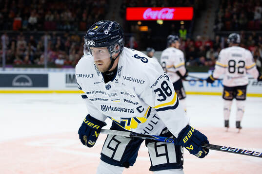 HV71s Olle Alsing