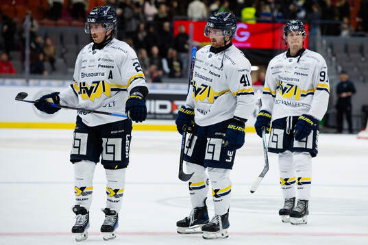 HV71s Justin Glenn Kloos, Riley Woods och Aleksi Heponiemi