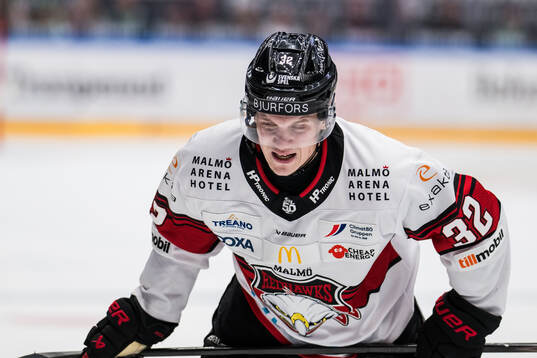 Malmö Redhawks Joona Ikonen har ont