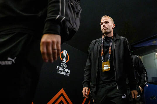 Oscar Lewicki of Malmö FF arrives at the stadium