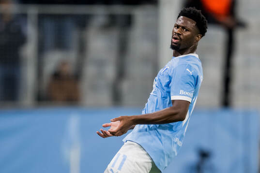 Emmanuel Ekong of Malmö FF looks dejected