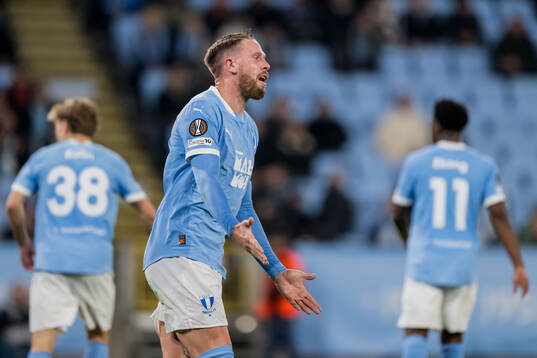 Pontus Jansson of Malmö FF looks dejected