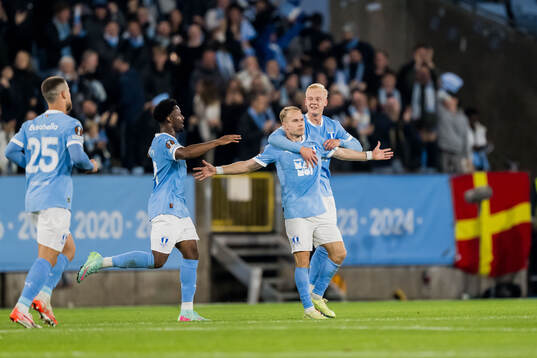 Oscar Lewicki and Otto Rosengren of Malmö FF celebrate
