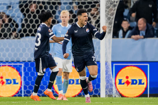 Mounsef Bakrar of Dinamo Zagreb celebrates