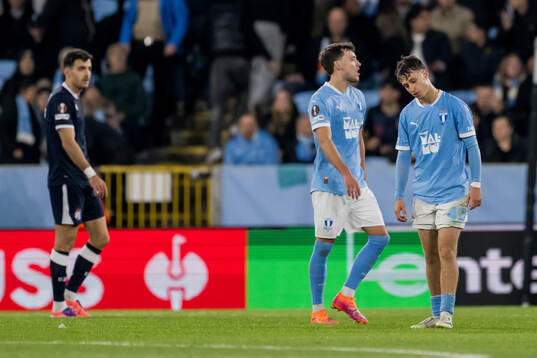 Colin Rösler and Kenan Busuladzic of Malmö FF looks