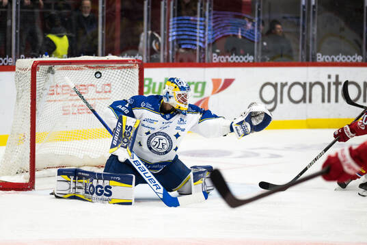Leksands målvakt Marcus Gidlöf släpper in 1-1