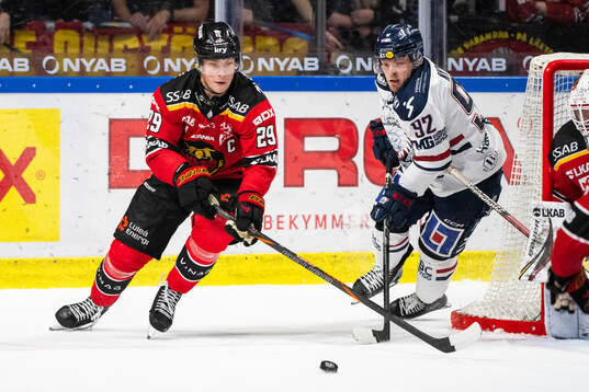 Luleås Erik Gustafsson och Linköpings Zion Nybeck