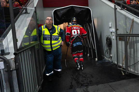 Luleås Brian O'Neill lämnar isen