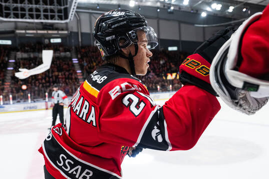 Luleås Casper Juustovaara Karlsson jublar