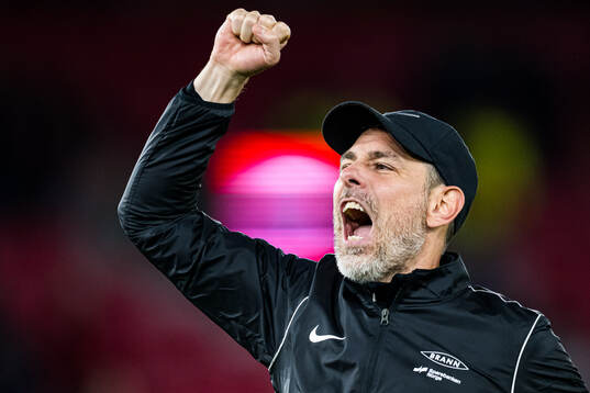 Head coach Freyr Alexandersson of Brann celebrates