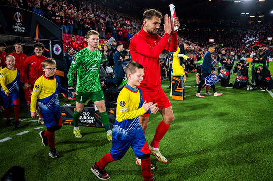 Goalkeeper Mathias Dyngeland and Fredrik Pallesen Knudsen