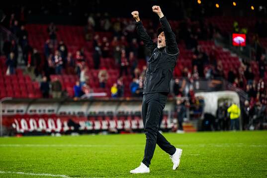Head coach Freyr Alexandersson of Brann celebrates