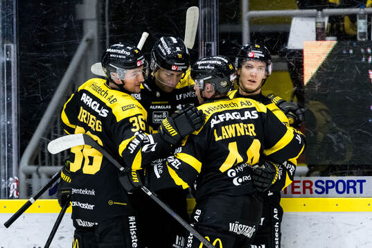 Västerås Veikko Loimaranta jublar