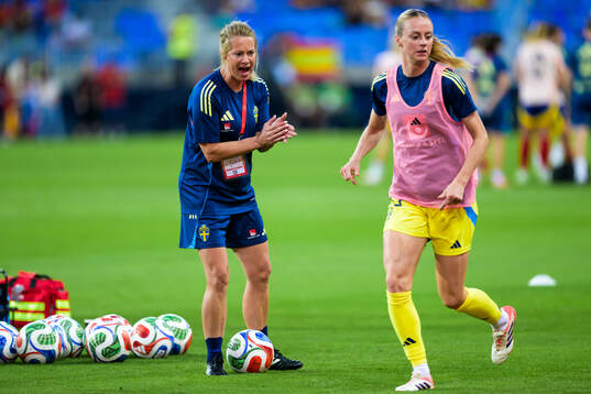 Assistant coach Johanna Almgren of Sweden