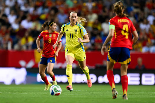 Stina Blackstenius of Sweden