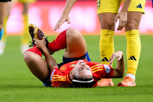 Aitana Bonmati of Spain in pain