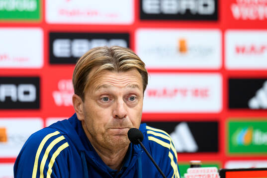Head coach Tony Gustavsson of Sweden at the press conference