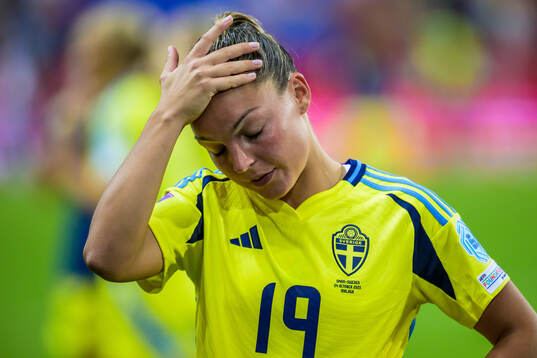 Bläddra bland fler bilder av Football, Women's Nations League, Semifinal, Spain - Sweden