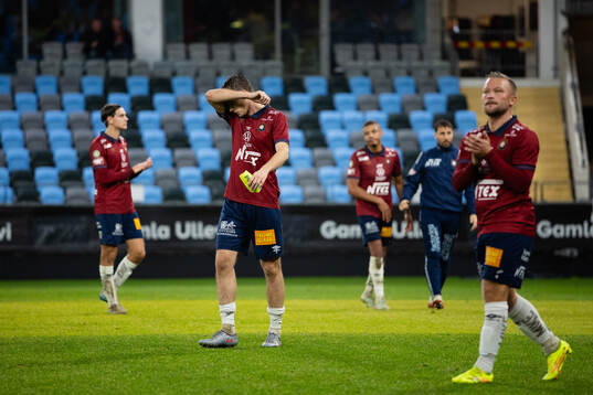 Örgrytes Christoffer Styffe och Nicklas Bärkroth deppar