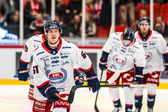Oskarshamns Joni Ikonen jublar
