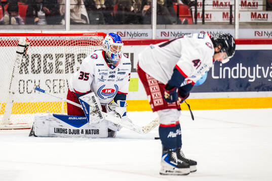 Oskarshamns målvakt Olof Glifford och Melker Eriksson