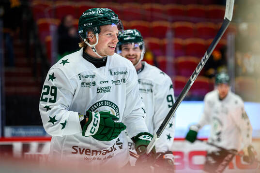 Färjestads Oskar Steen