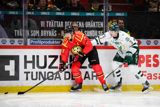 Brynäs Jakob Silfverberg och Färjestads Ronald Knot