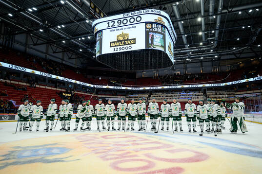 Färjestads spelare jublar