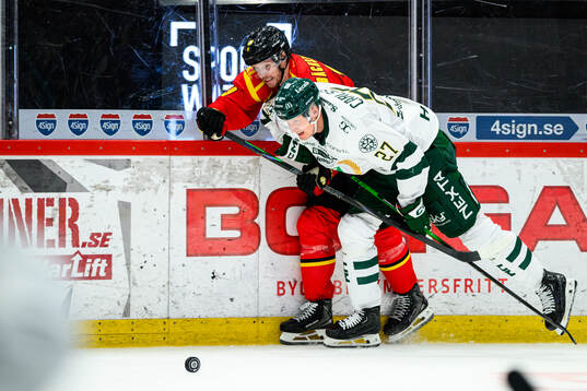 Brynäs Nicklas Bäckström och Färjestads Gabriel Carlsson