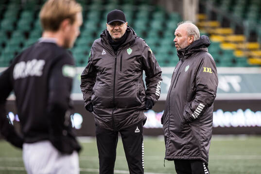 Brages huvudtränare Jonas Björkgren och tränare Lennart