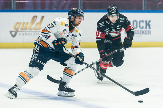 Växjös Manuel Ågren och Malmö Redhawks Sebastian