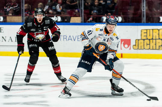 Växjös Ludvig Nilsson och Malmö Redhawks Maximilian