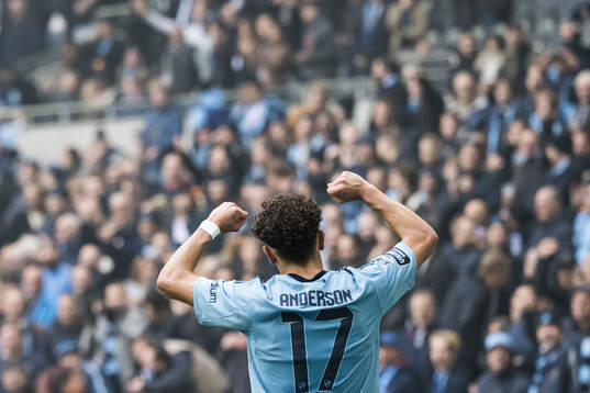 Djurgårdens Mikael Anderson jublar