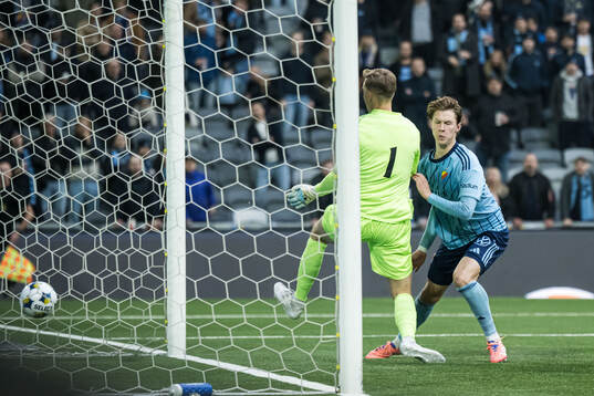 Djurgårdens August Priske Flyger gör 3-0 bakom Värnamos