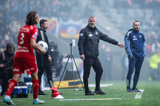 Värnamos tränare Arne Sandstø och Djurgårdens tränare